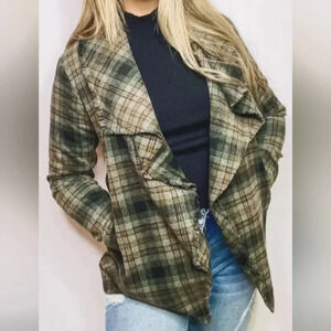 NWT Mystree Oversized Frayed Lapel Plaid Drape Front Jacket, Size Small.